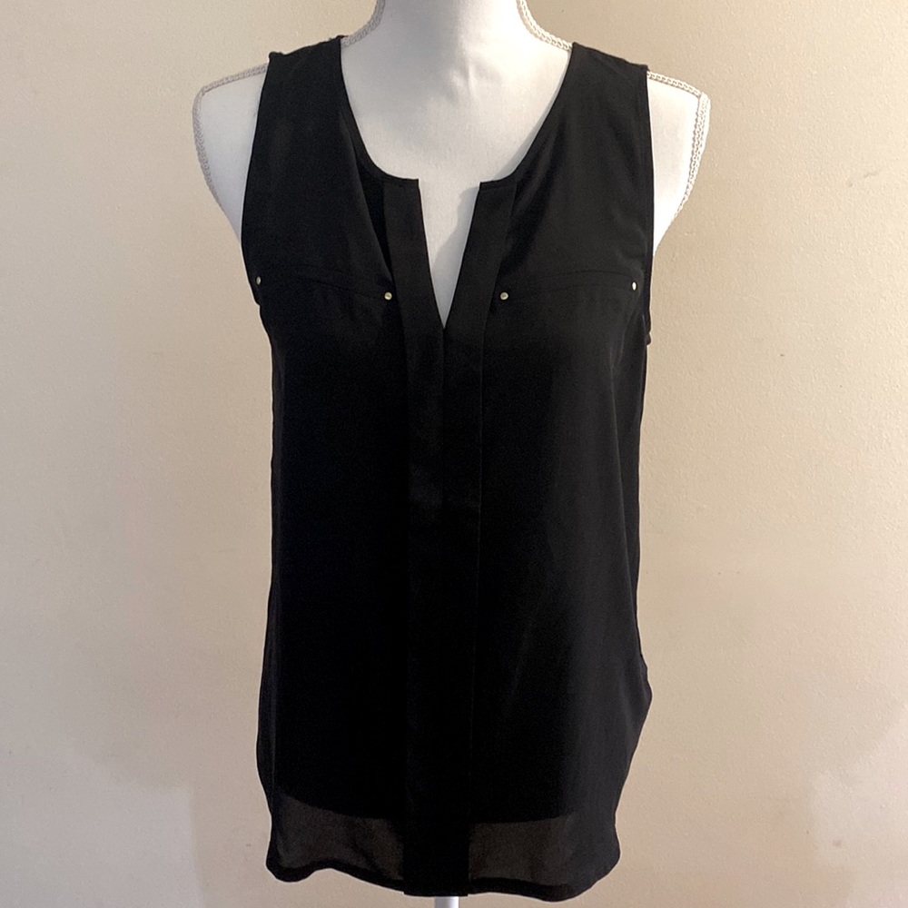 Express sleeveless top! Size medium